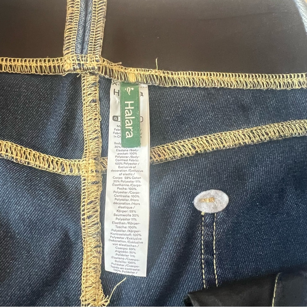 Halara Flex High Waisted Pockets Washed Casual Boot‎ Cut Jean Size XL - Picture 5 of 7